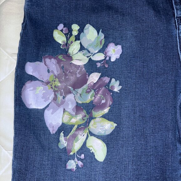 Chico’s Floral Print Ankle Jeans Size 1 (8/10) Dark Wash Stretch Denim‎ Women’s - Picture 5 of 13